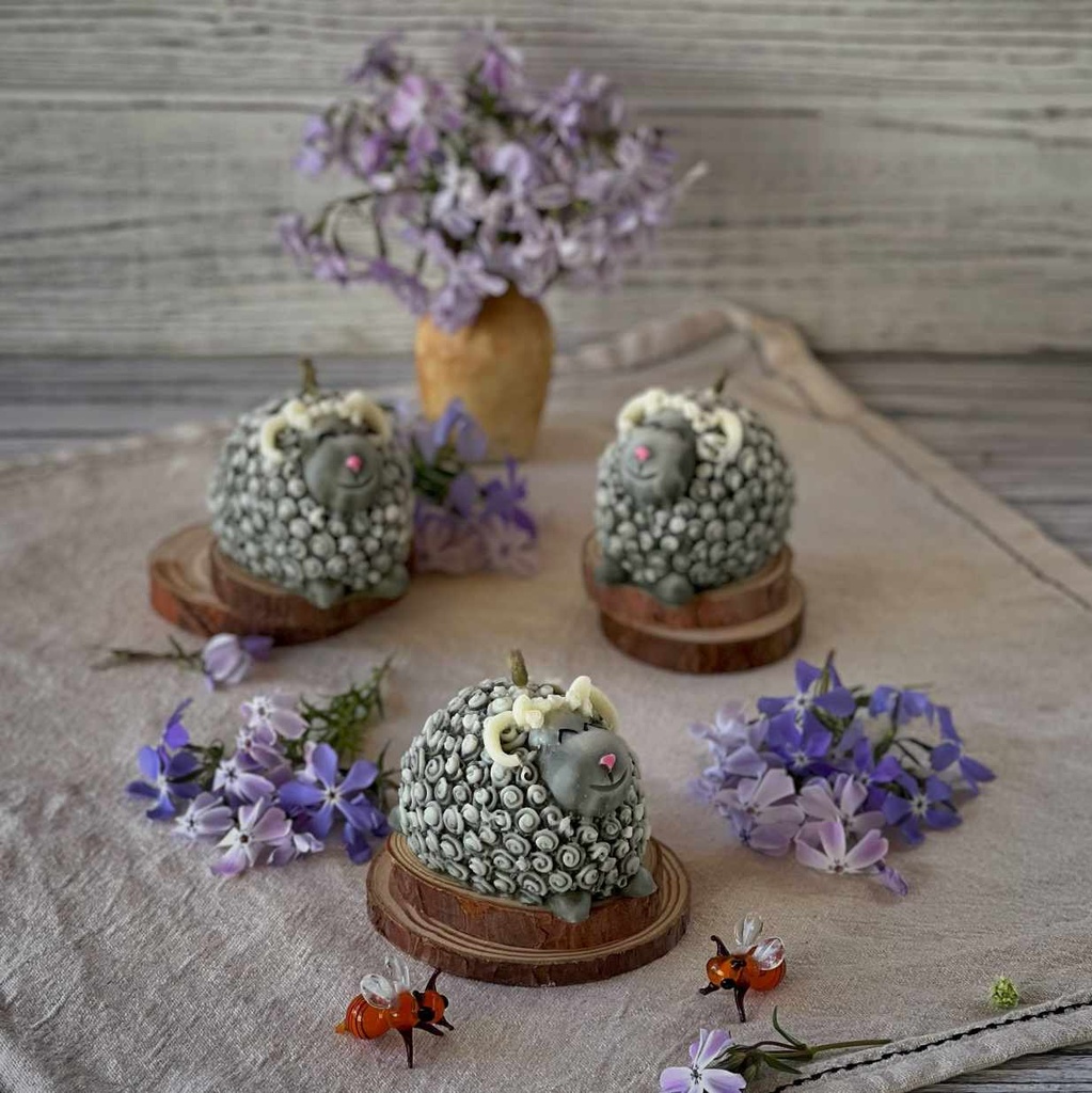 Свічка *Овечка велика*