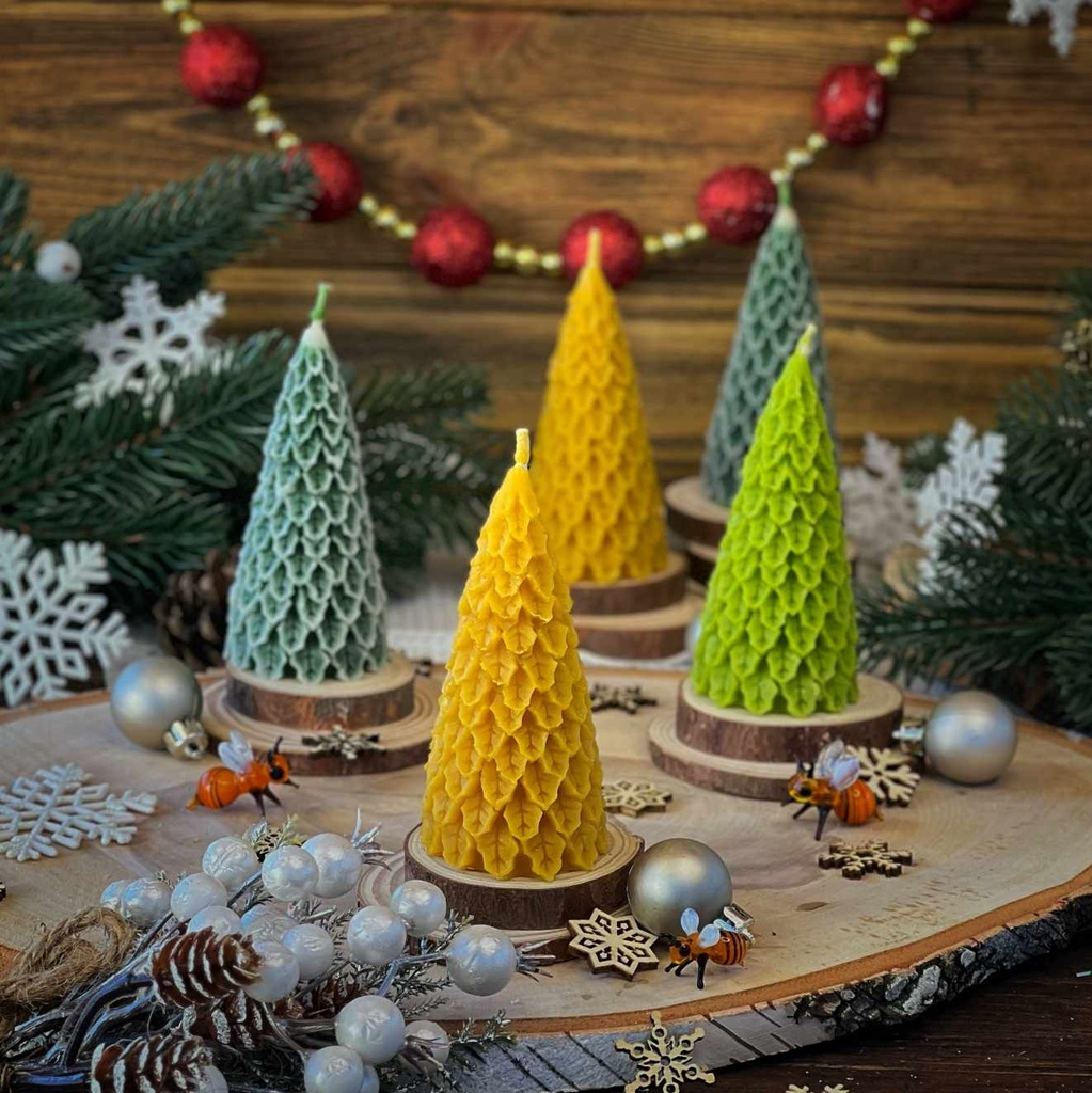 Свічка "Ялинка з листочків"