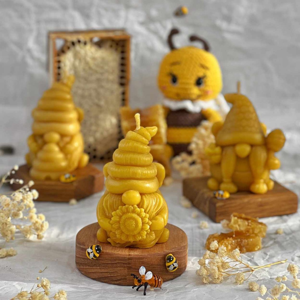 Свічка "Гном з соняхом"