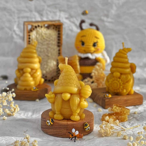 [0122] Свічка "Гном з ложкою"