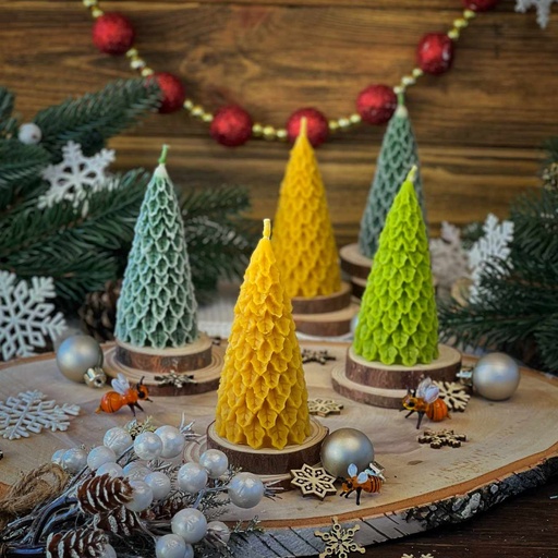 Свічка "Ялинка з листочків"